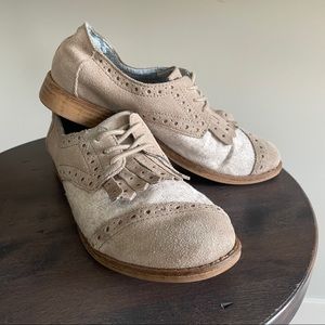 TOMS Dress Shoes Size 7